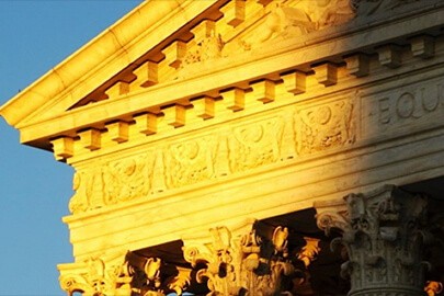 Verfassungsgerichte: Bewahren oder bedrohen sie die Herrschaft des Volkes?