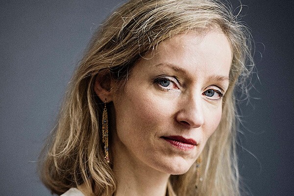 Brauchen wir den Glauben, um uns für die Gemeinschaft zu engagieren – Die Philosophin Corine Pelluchon über Ideale und Engagement